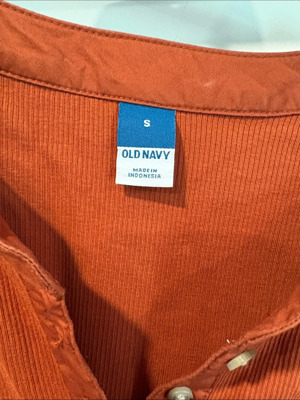 Old Navy Rust Orange Puff Sleeve Henley Blouse